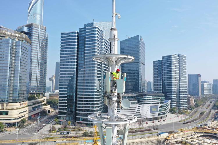 Pandas数据聚合：解决pivot_table因索引缺失值导致数据不全的问题