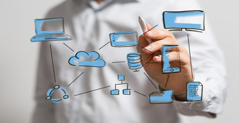 Go语言方法链式调用：理解指针接收者与返回值类型