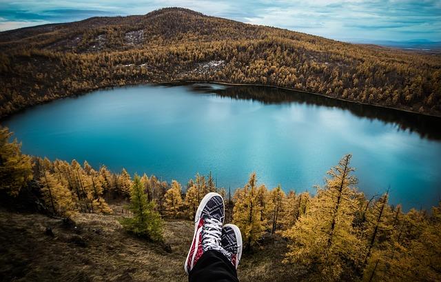 Who Makes the Best Hiking Shoes for Comfort and Support on Your Adventures